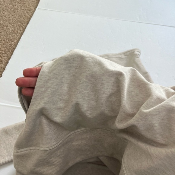 Lululemon Run Rest Day Pullover Size 6 Beige Cowl Neck - Picture 5 of 8